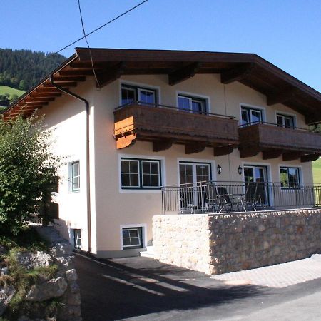 Luxurious Holiday Home With Terrace In Tyrol Бріксен-ім-Тале Екстер'єр фото