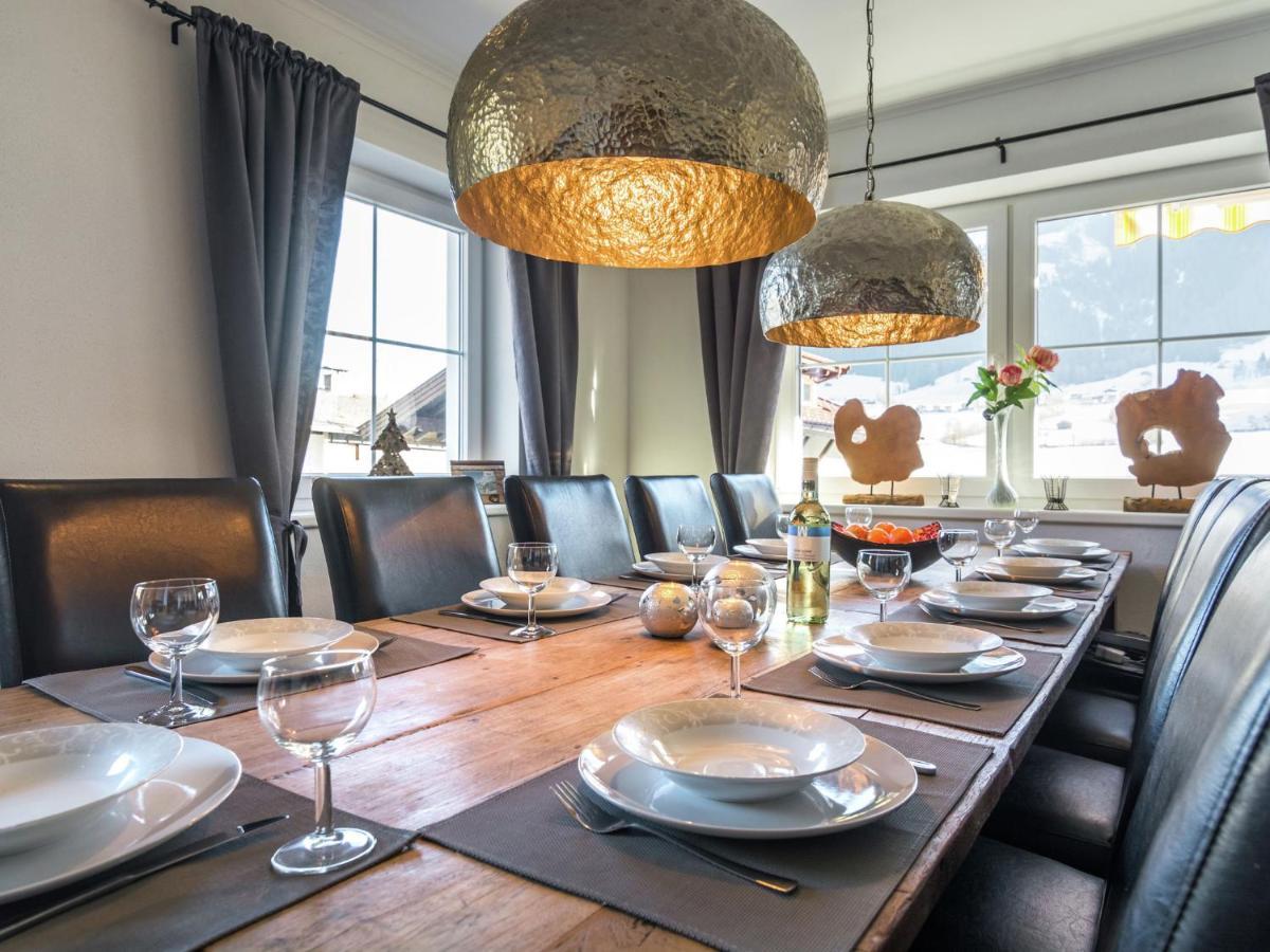 Luxurious Holiday Home With Terrace In Tyrol Бріксен-ім-Тале Екстер'єр фото